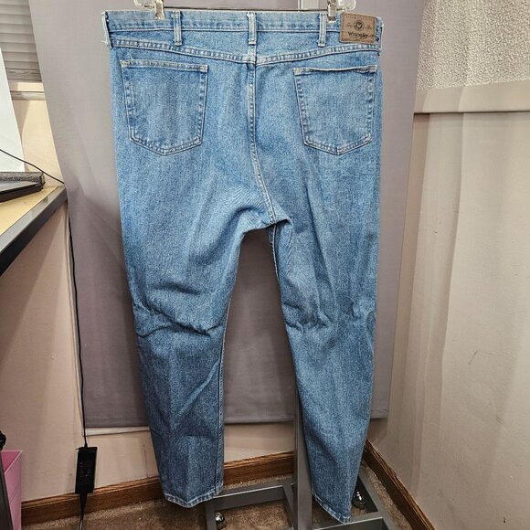 Wrangler Denim Jeans Pants Men 44x32 Relaxed Fit Straight Leg 100% Cotton Zipper - Picture 6 of 11